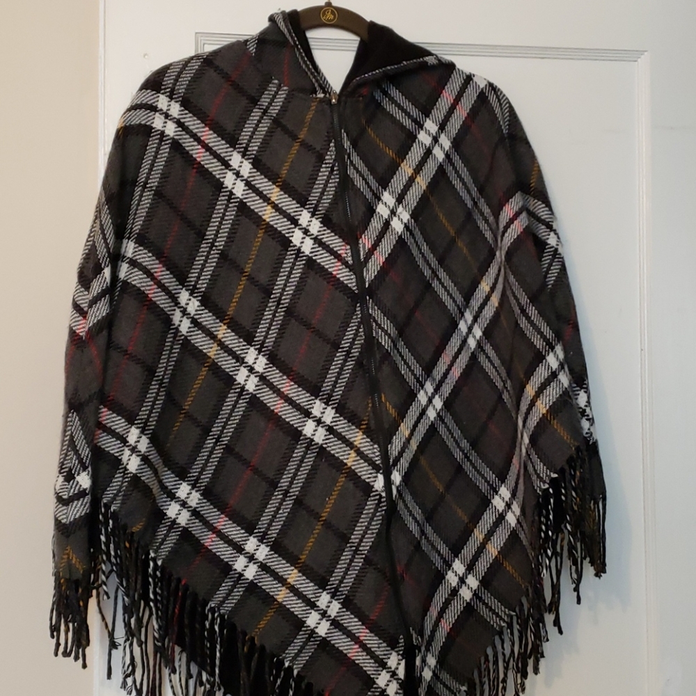Plaid hooded ponchobwith fringes